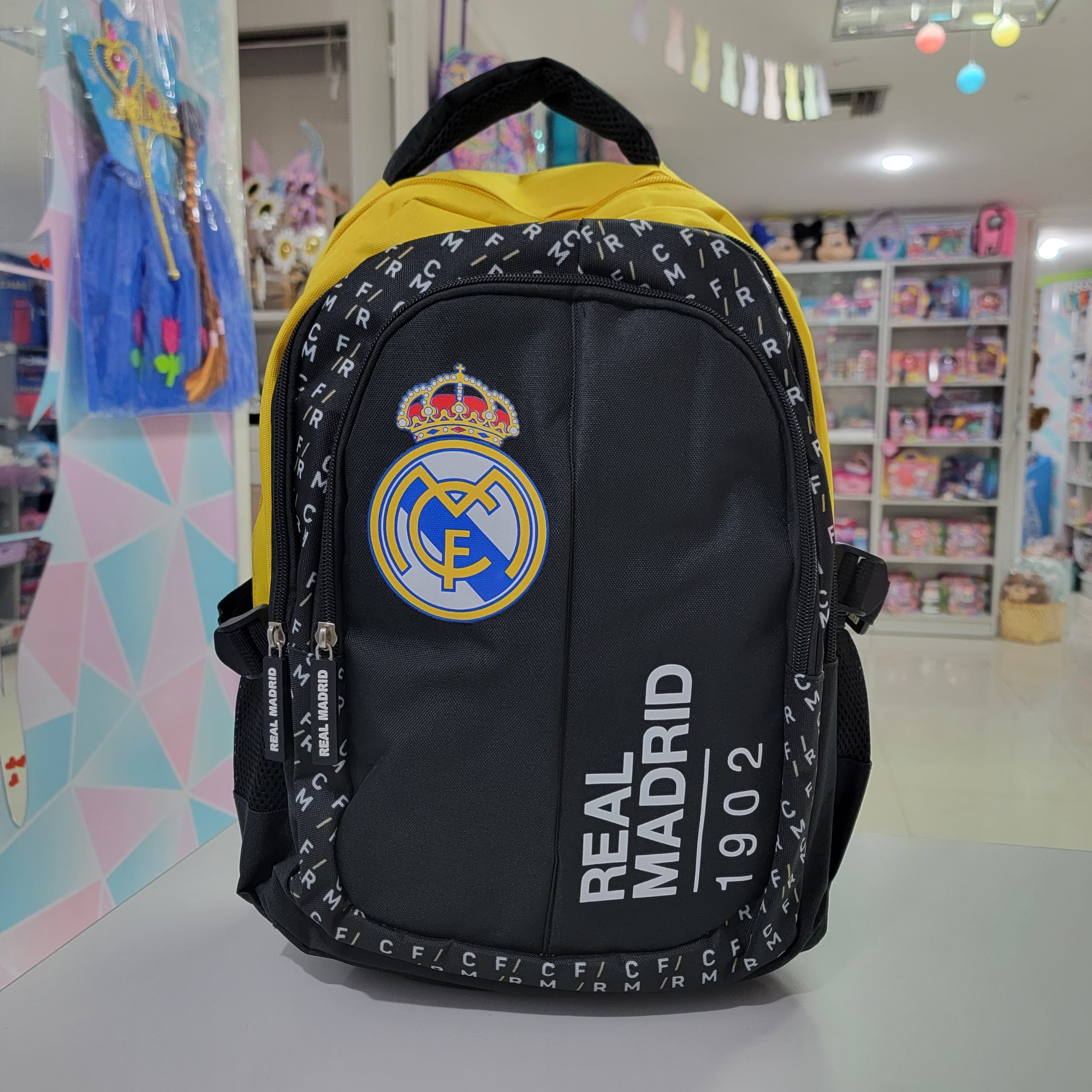 MORRAL ESCOLAR - REAL MADRID