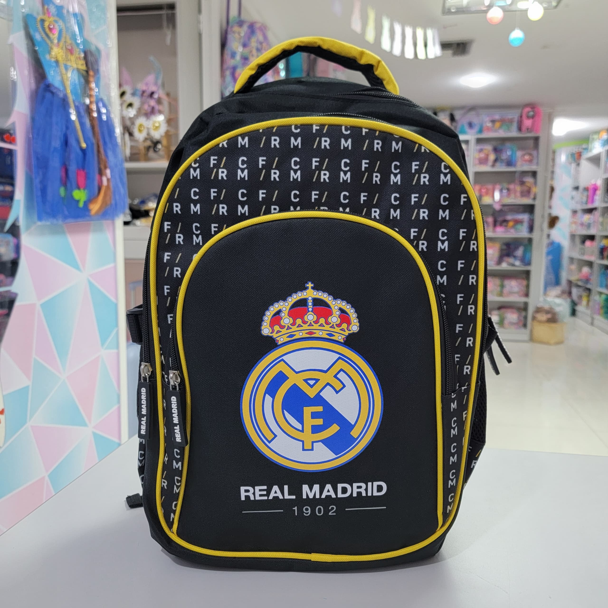 MORRAL ESCOLAR - REAL MADRID