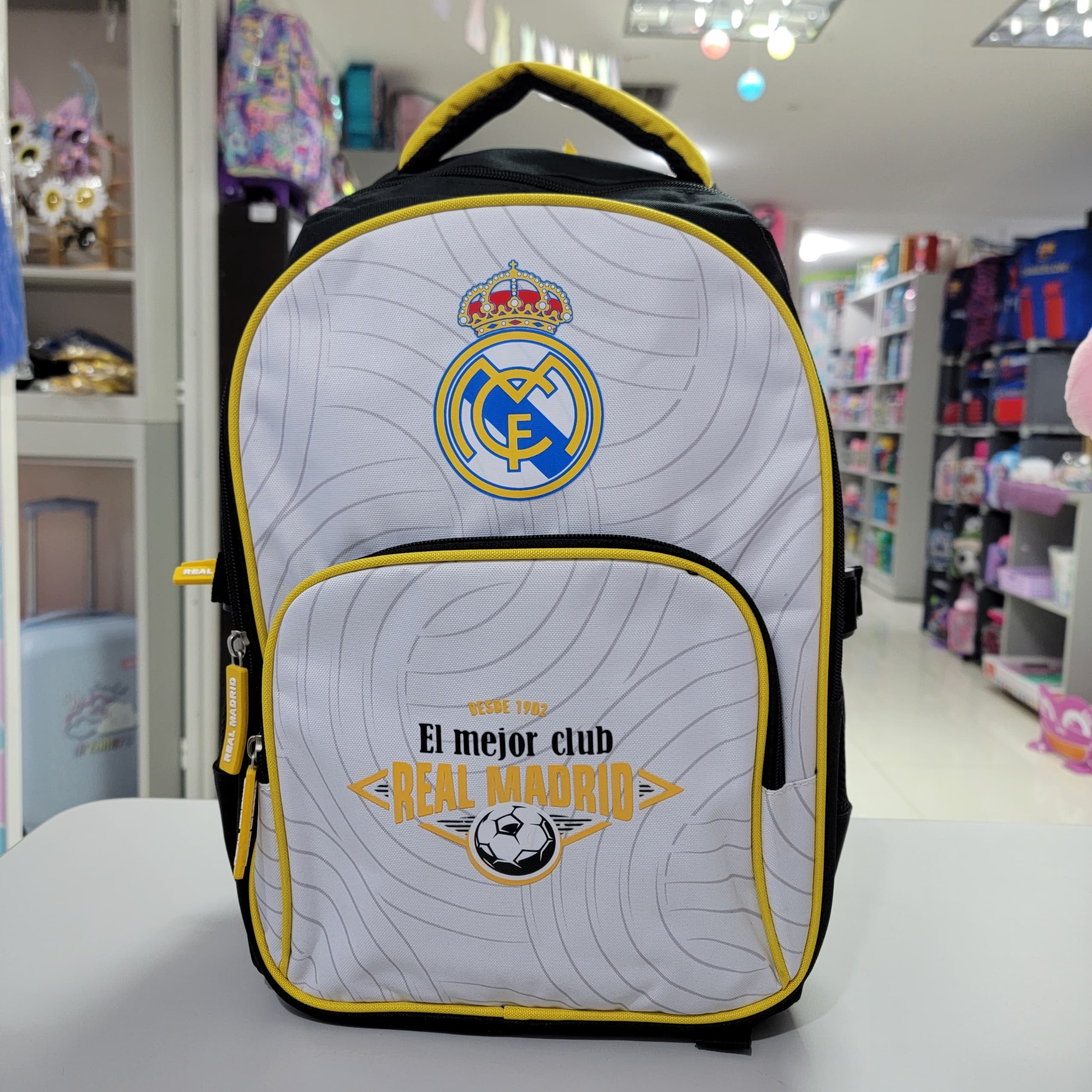 MORRAL ESCOLAR - REAL MADRID