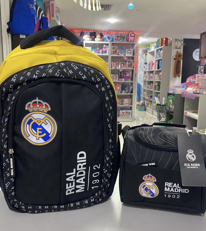 SET ESCOLAR DE DOS PIEZAS - REAL MADRID